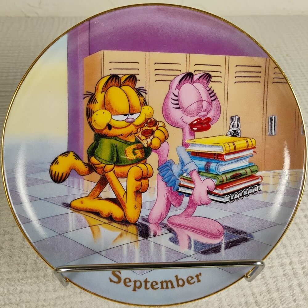 Vintage Garfield Calendar Plate September Paws Collectible